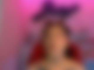 Live cam show with dreamleah - Nipple Piercings on wildcum.com