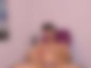 Giirls-Magic18's Live Sex Cam Show