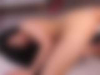 Live cam show with Dora - Skinny on camtv