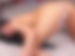 Live cam show with Dora - Bikini on LiveSexCams6