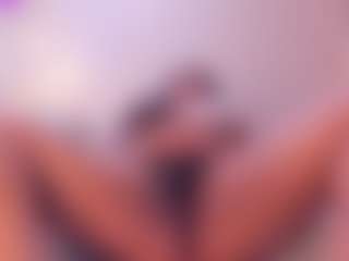 Luna-Taylorss's Live Sex Cam Show