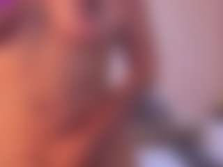 Luna-Taylorss's Live Sex Cam Show