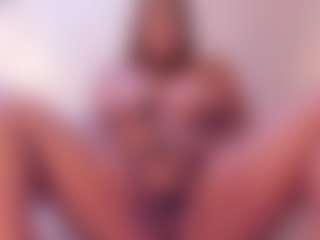 Luna-Taylorss's Live Sex Cam Show