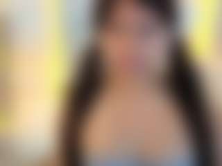 Roxane-Luxeh's Live Sex Cam Show