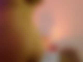 Live cam show with Amberseyes - Bedroom on liverealitysex.com