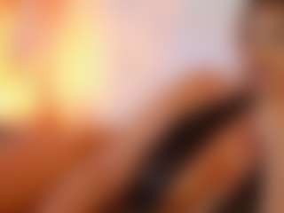 Live cam show with Amberseyes - Brown Eyes BBW on AdultVida.com