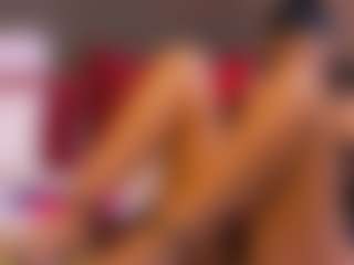 Live cam show with EllaLux - Dirty Talk on Camming Site