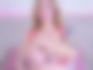 Live cam show with Loren - Erotic Dance on Camsoda