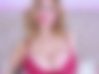 Live cam show with Loren - Teen (18+) on liverealitysex.com