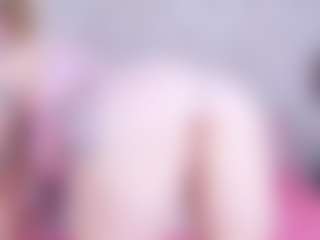 Live cam show with Loren - Lovense on Gym Cam Girls