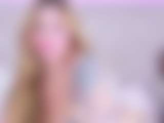 Live cam show with Loren - Blowjob on Milfs Live