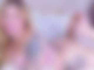 Live cam show with Loren - Big Tits on SpunkLive