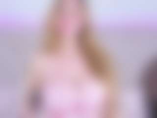 Live cam show with Loren - Squirt Teen (18+) on fuklive.com