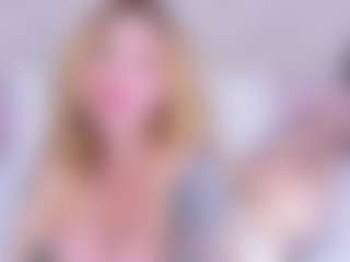 Live cam show with Loren - Pretty on Cam Slut