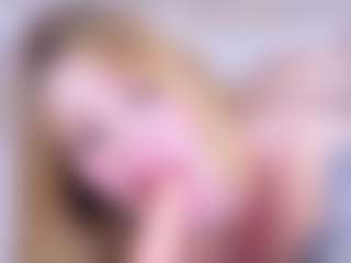Live cam show with Loren - Pornstar Squirt on Fling VIP Chat