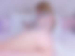 Live cam show with Loren - Pinup on StripNow