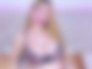 Live cam show with Loren - Squirt Big Tits on Hubzter Live
