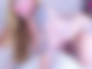 Live cam show with Loren - Dildo Or Vibrator on Free Soda