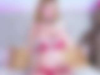 Live cam show with Loren - Pov on Soda Cam