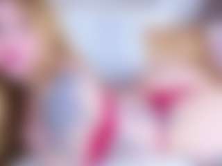 Live cam show with Loren - Deepthroat on CamClone
