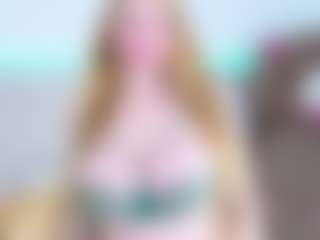 Live cam show with Loren - Strip Latina on Camsoda | colombia