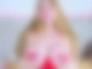 Live cam show with Loren - Big Tits Curvy on Cam Slut