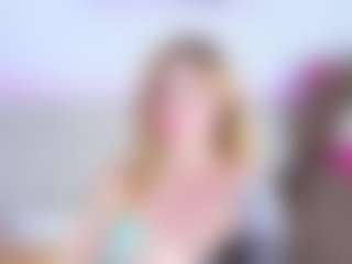 Live cam show with Loren - Squirt Teen (18+) on Hubzter Live
