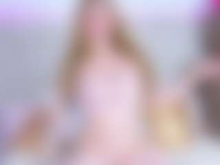 Live cam show with Loren - Blonde Hair Amateur on Gym Cam Girls