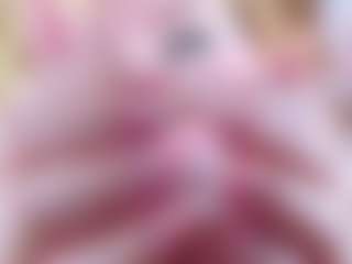 Live cam show with Loren - Young Adult Teen (18+) on Camsoda