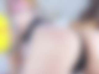 Live cam show with Loren - Blonde Hair HD on Camsoda