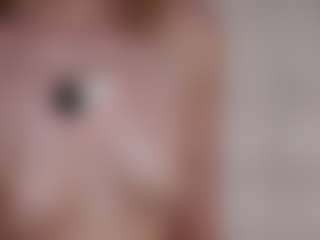 Live cam show with MillyQuijano - Average on Camsoda