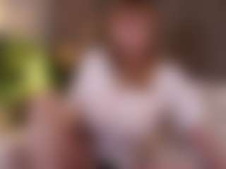 Live cam show with MillyQuijano - Average on Chatstar