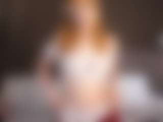 Live cam show with MillyQuijano - Ass Clapping on CamwithHer