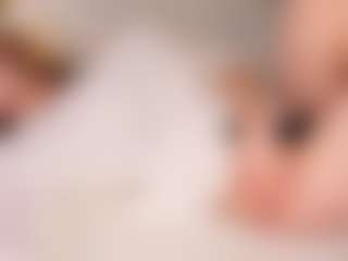 Live cam show with MillyQuijano - Average on madthumbs