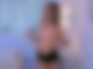 Live cam show with Sttyllezz - Body Massage on CamSextacy