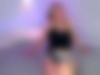 Live cam show with Sttyllezz - Body Massage on Uber Horny