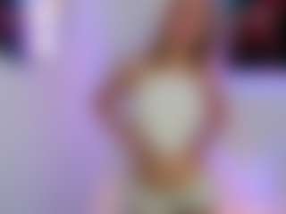 Live cam show with Sttyllezz - Green Eyes on Camsoda