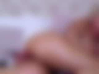 TatianaNova MILF webcam performer live streaming