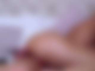 Live cam show with TatianaNova - Middle Aged on xDating