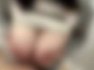 vampire333's Live Sex Cam Show