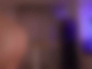 vaniaa's Live Sex Cam Show