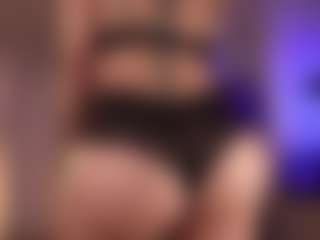 vaniaa's Live Sex Cam Show