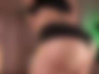 Live cam show with vaniaa - Big Tits Mature on AdultVida.com