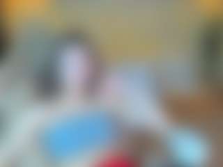 Live cam show with Amy-Martin - Young Adult on CamClone