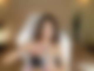 Live cam show with Amy-Martin - Public Brown Hair on Camsoda