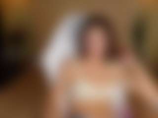 Live cam show with Amy-Martin - Normal on chickslive.net