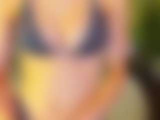 Live cam show with Amy-Martin - Handjob on Camsoda