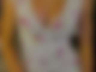 Live cam show with Amy-Martin - College Teen (18+) on intimatelivegirls.com