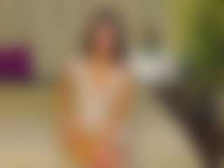 Live cam show with Amy-Martin - Public on alttransgirls