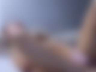 Live cam show with BrandonBlandy - Brown Eyes on dropp.cam
